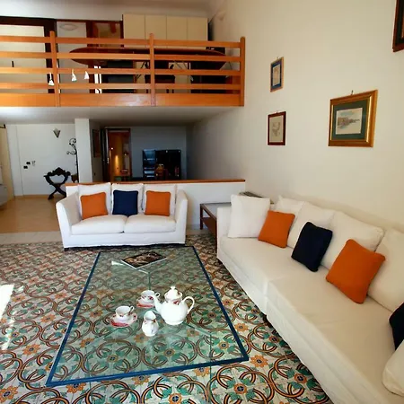 Ponente Seaview Apartment